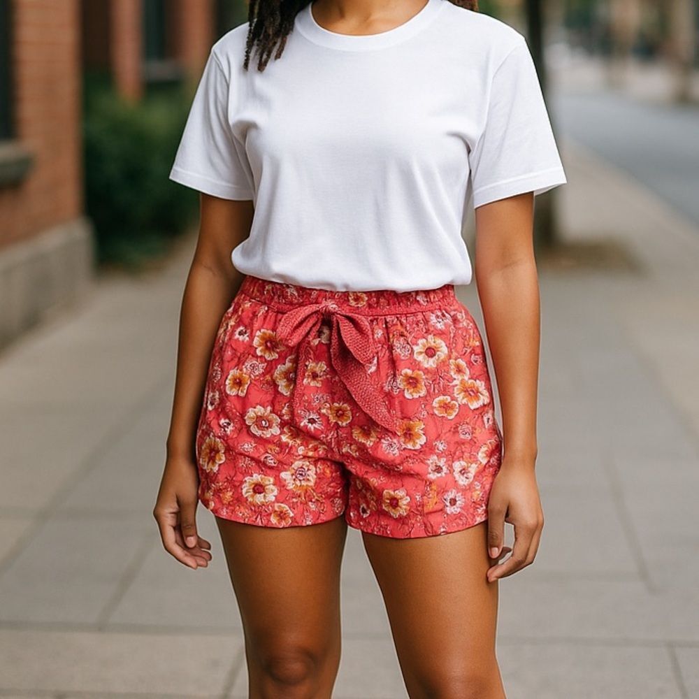 Loft High Rise Floral Red Women's Shorts
